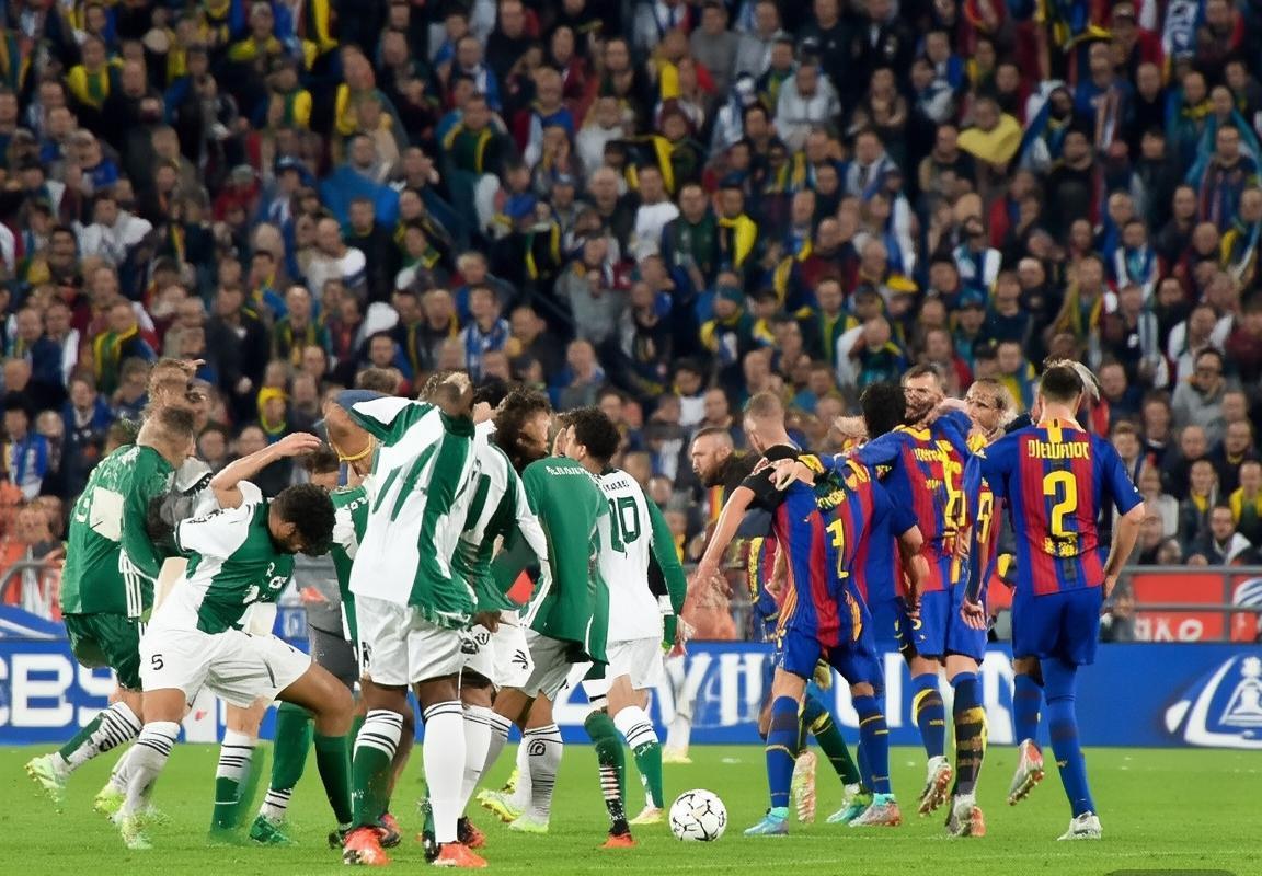 2017欧冠经典对决：尤文图斯VS巴塞罗那战术解析与迪巴拉精彩进球(图1)